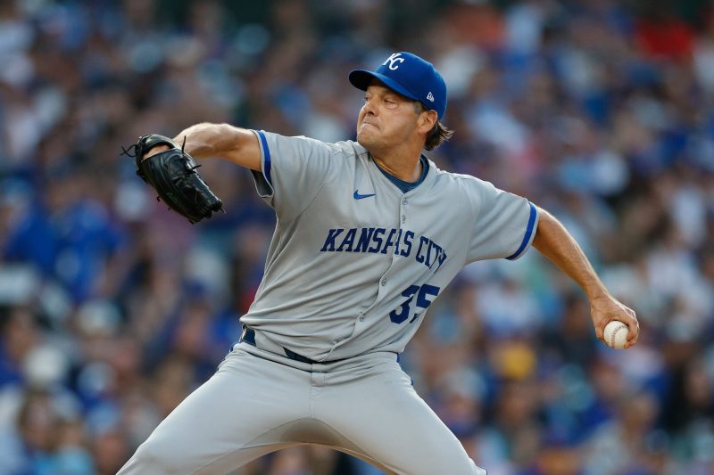 Who are oldest active MLB players? Rich Hill tops list