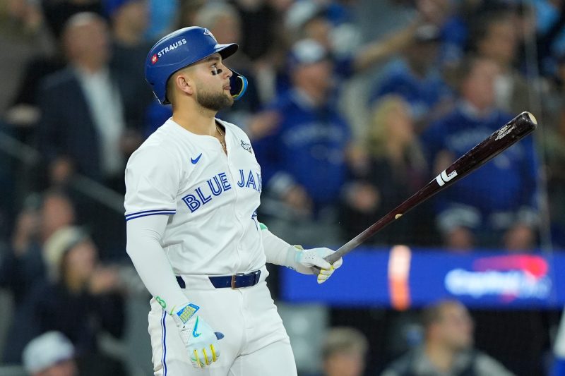 Bo Bichette’s 3-run homer chases Shohei Ohtani after just 2.1 innings