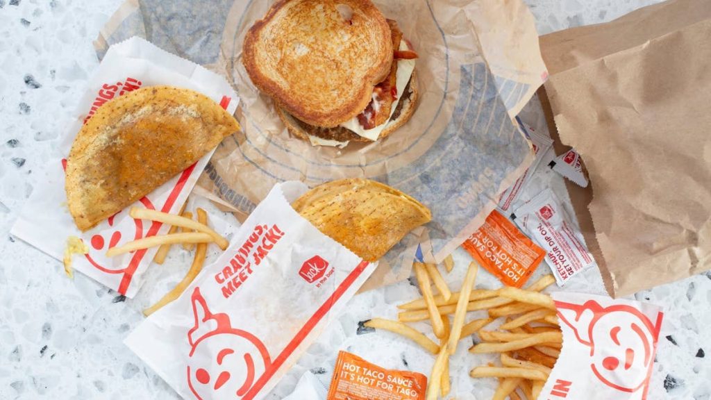 Jack in the Box closes 70 restaurants, with many more to come